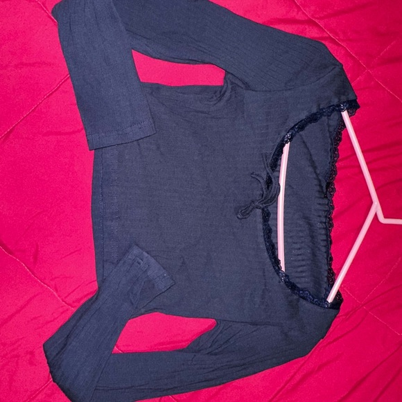 Fashion nova, Pretty little thing, other tops + shorts - Picture 6 of 8